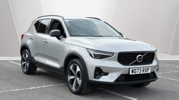 Volvo XC40 2.0 B4P Ultimate Dark 5dr Auto Petrol Estate